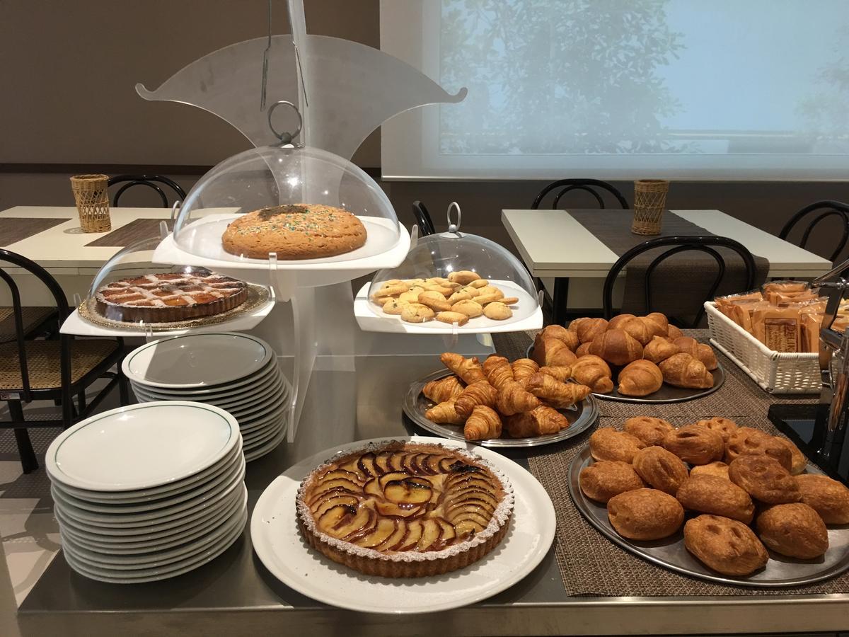 Hotel Ricci Rimini Zewnętrze zdjęcie